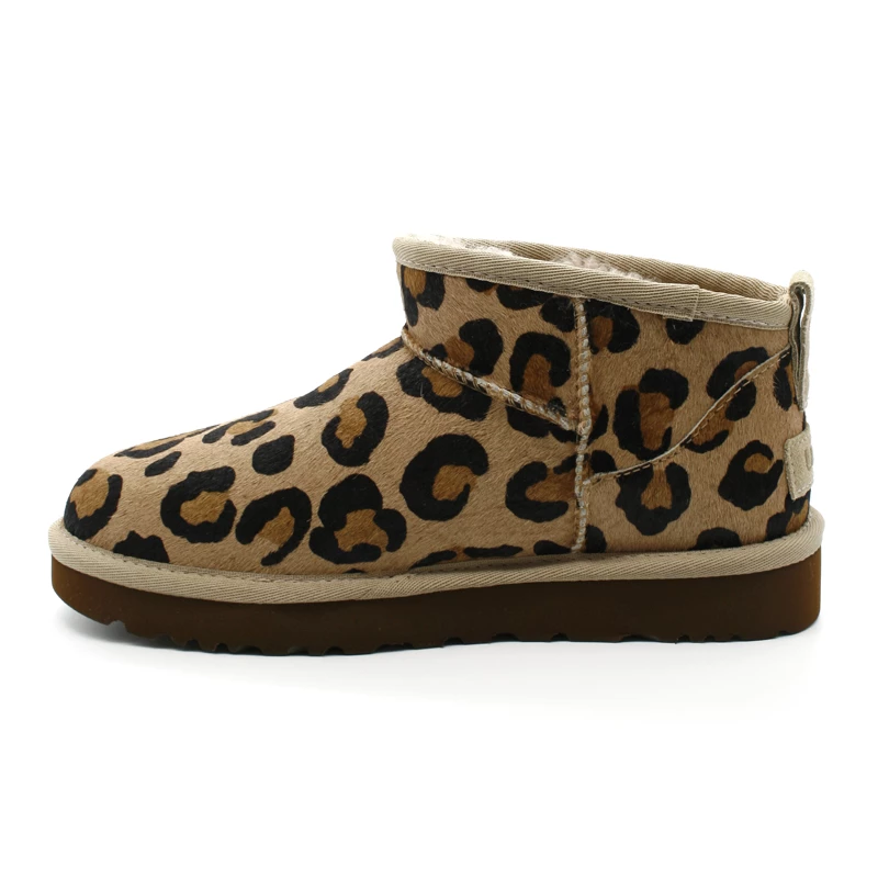 Boots Courtes UGG Classic Ultra Mini Spotty 1134523 6 Boots Courtes UGG Classic Ultra Mini Spotty 1134523 - Image 4